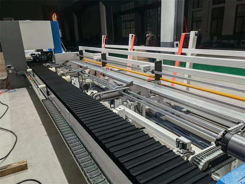 5.full-awtomatikong laser pipe cutting machine5