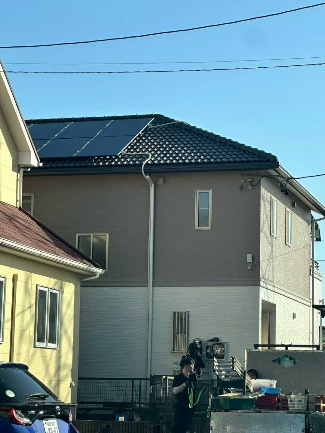 https://www.himzentech.com/tile-roof-solar-mounting-system-product/